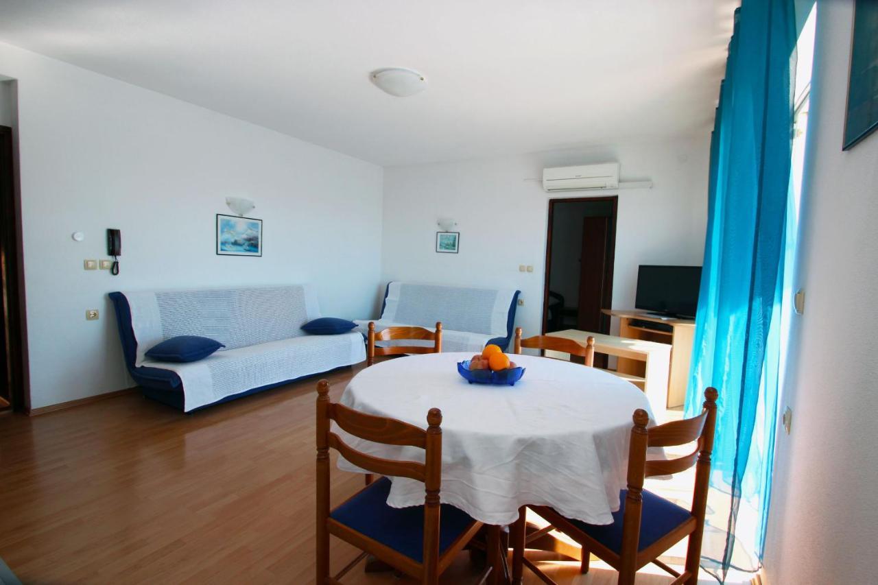 App Blazekovic Apartment Crikvenica Luaran gambar